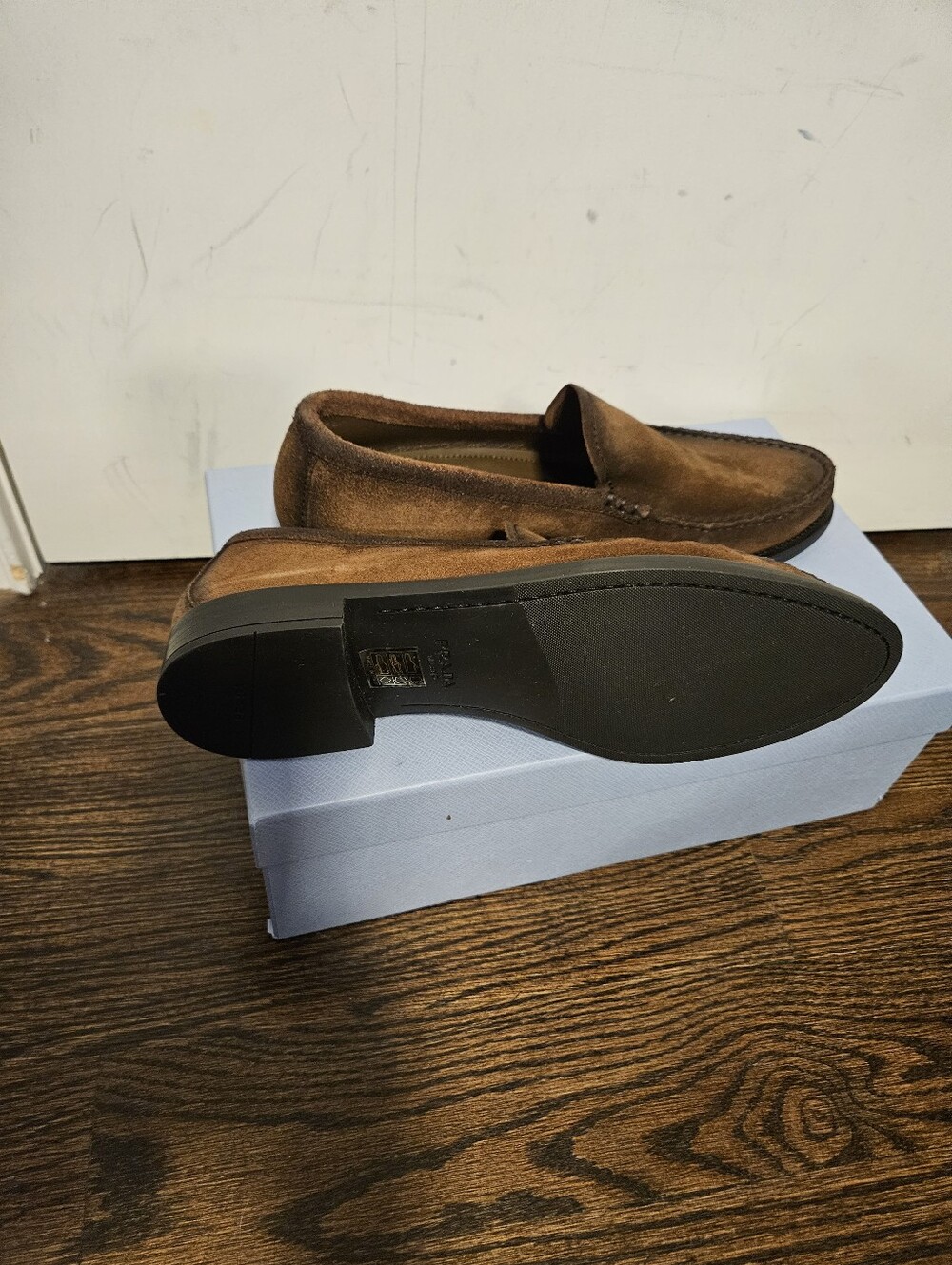 $1,435 Prada Logo Ombre Suede Loafers Brown EU 38.5 US 8.5 BNIB AUTHENTIC - Picture 6 of 9